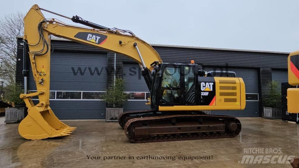 CAT 330FL Excavatoare pe șenile
