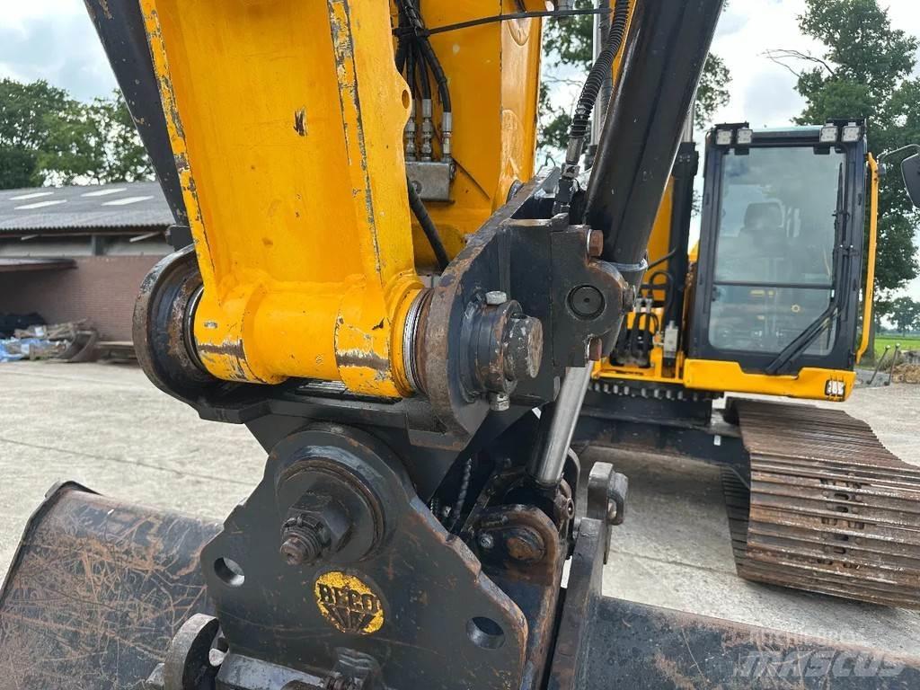 JCB 220Xlc Excavatoare pe șenile
