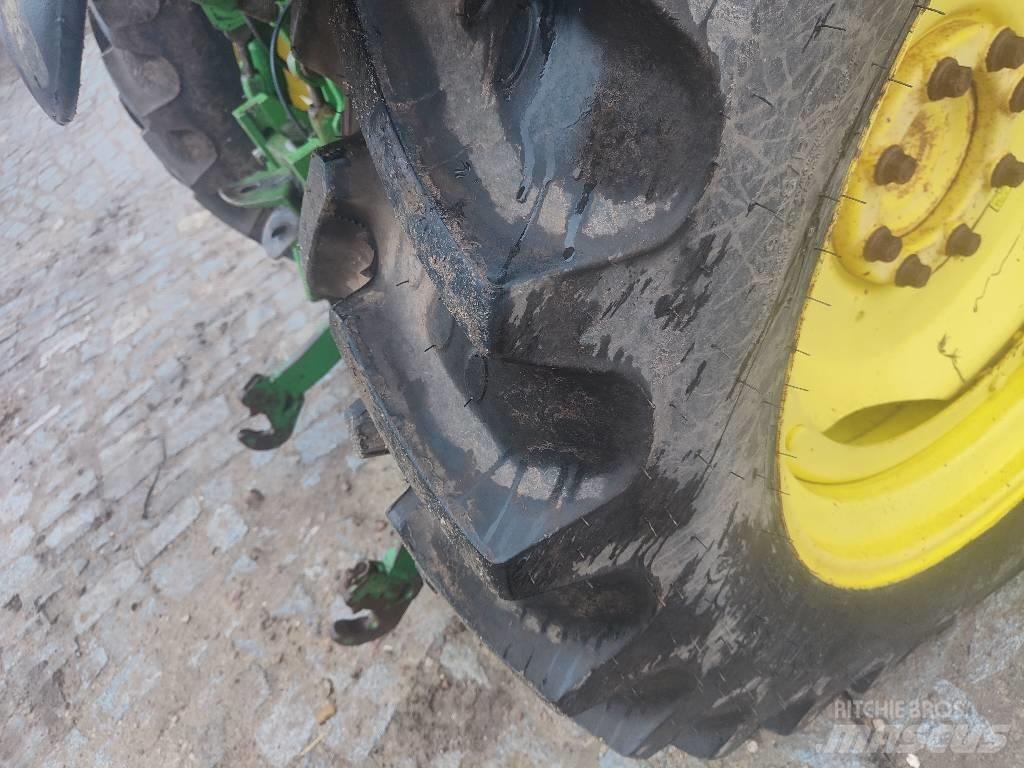 John Deere 6420 Tractoare