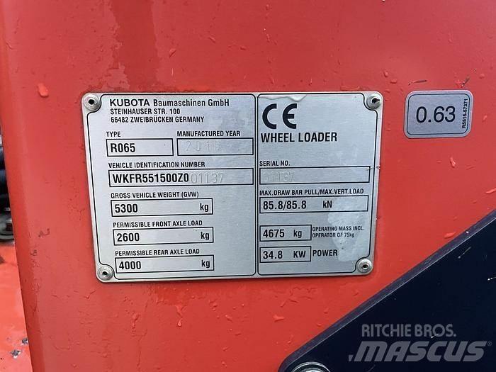 Kubota R065 Incarcator pe pneuri