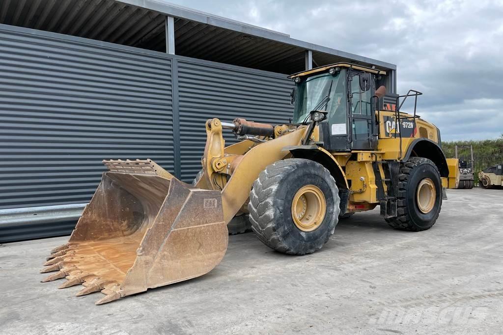 CAT 972M Incarcator pe pneuri