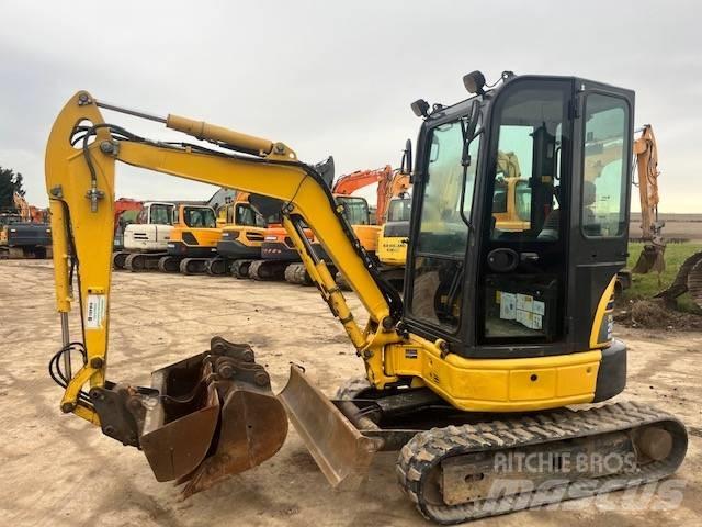 Komatsu PC 26 MR-3 Mini excavatoare < 7t