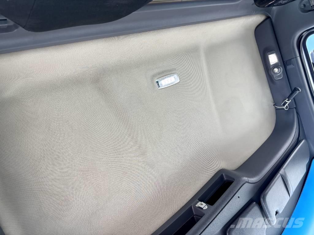 Peterbilt 567 Autotractoare