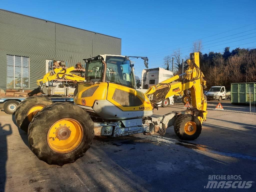 Menzi Muck M535 Excavatoare cu roti