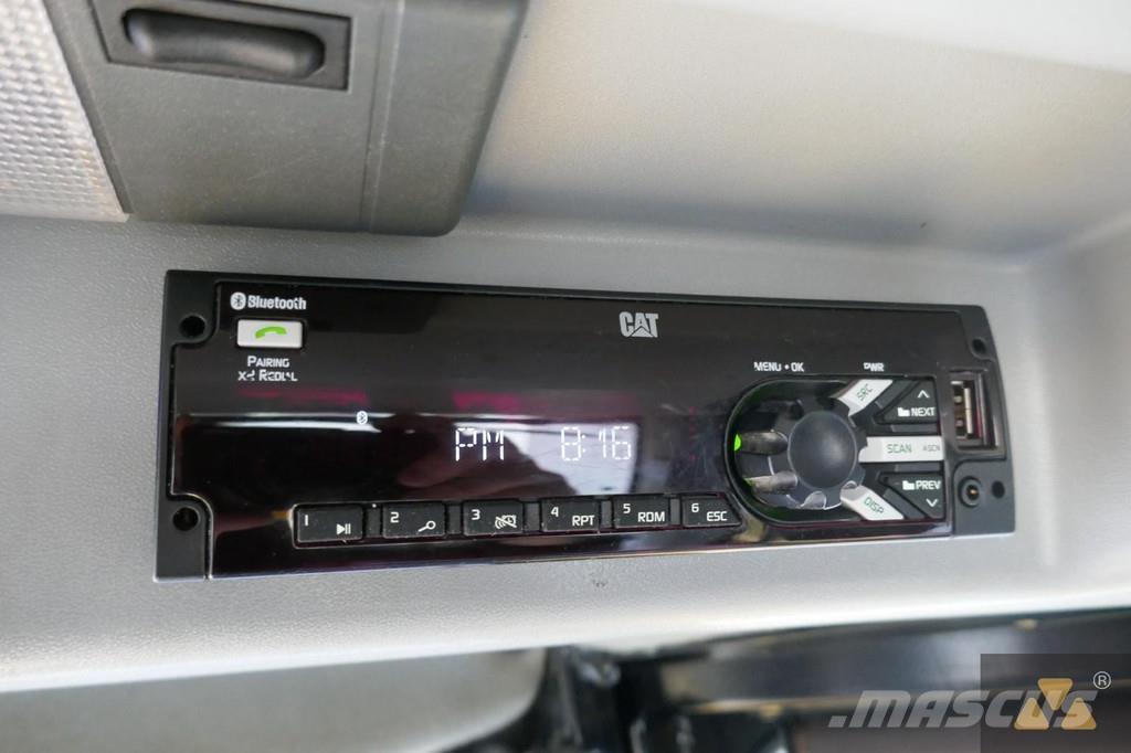 CAT D8T Buldozere pe senile