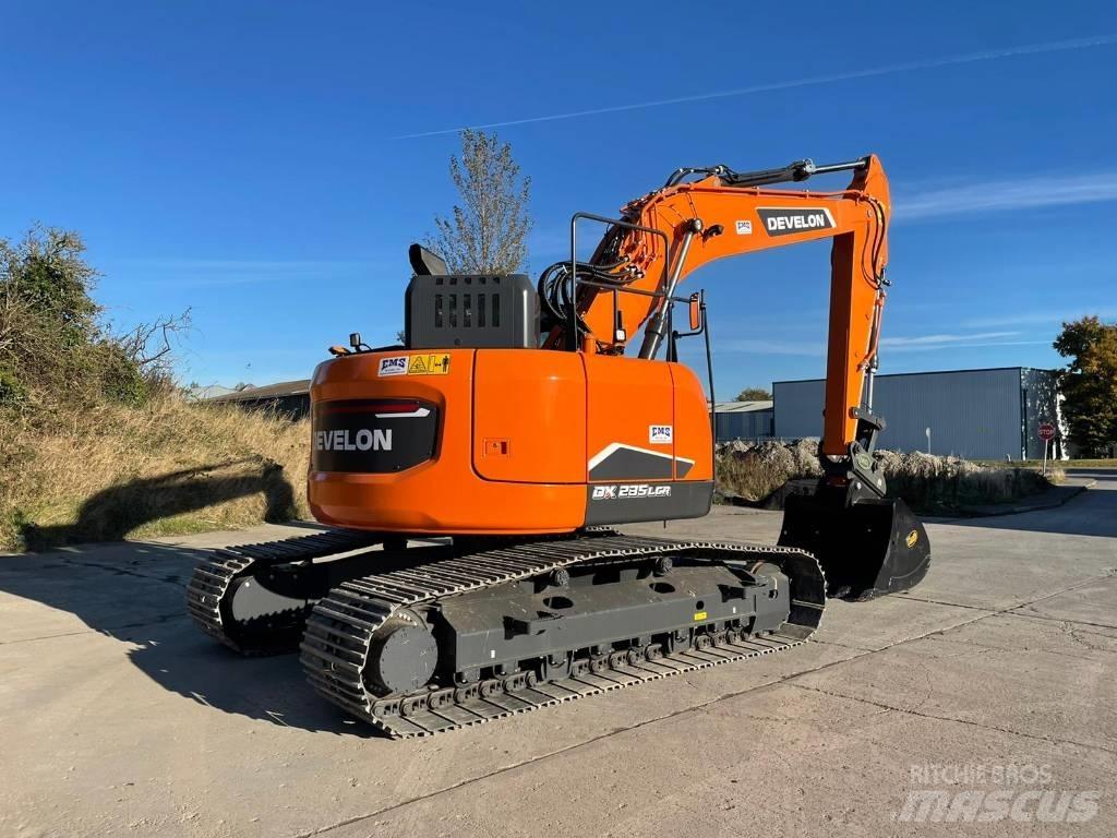 Doosan DX 235 LCR Excavatoare pe șenile

