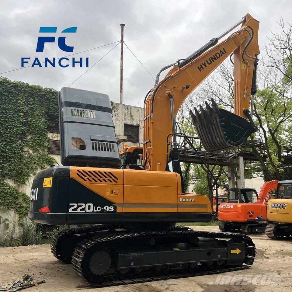 Hyundai 220LC-9S Excavatoare pe șenile
