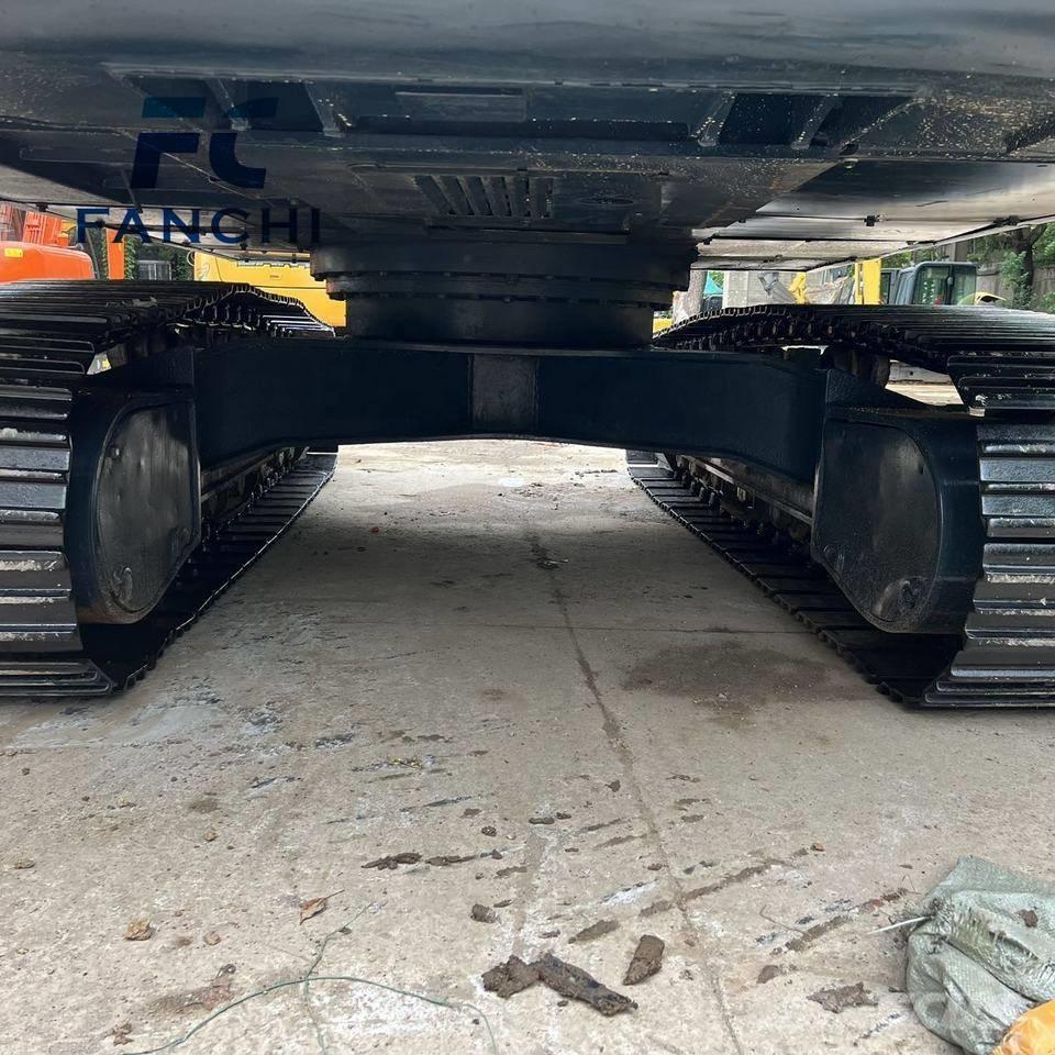 Hyundai 220LC-9S Excavatoare pe șenile
