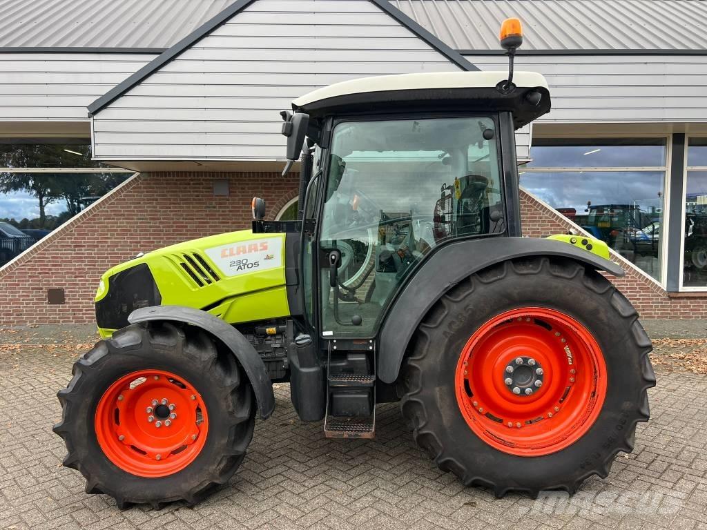 CLAAS Atos 230 Tractoare