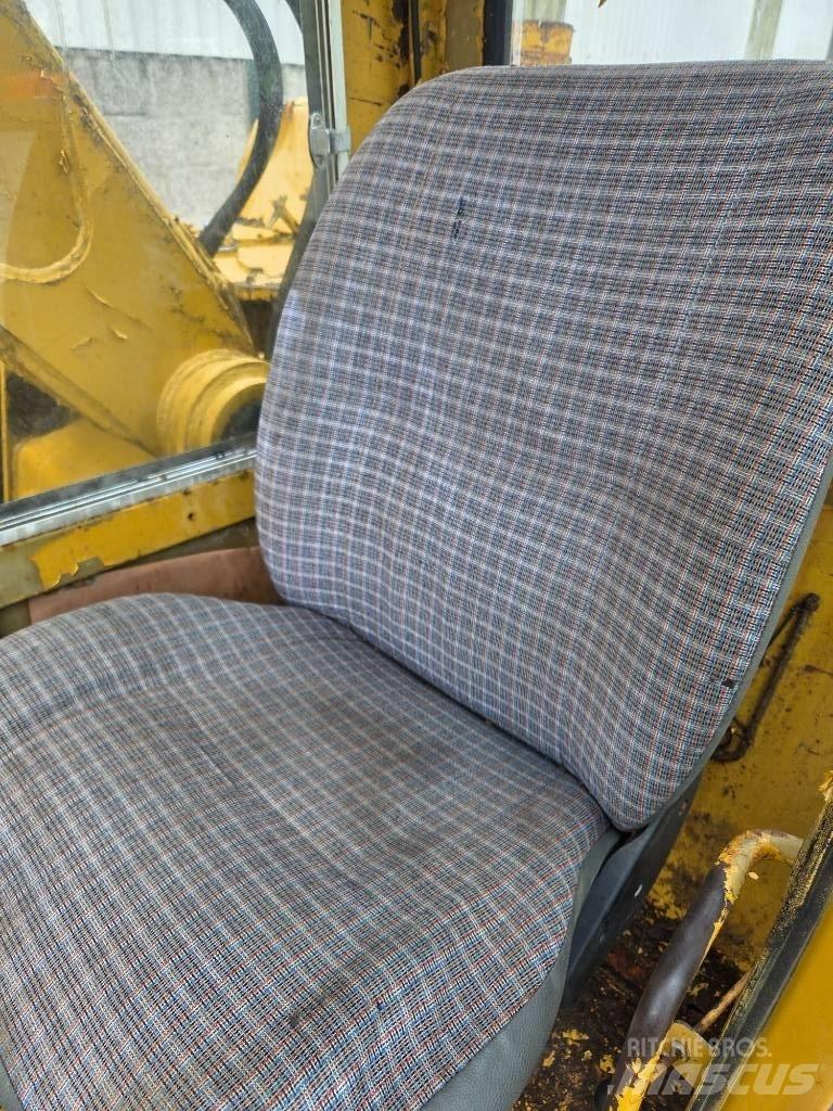 Mitsubishi MS 120 Excavatoare pe șenile
