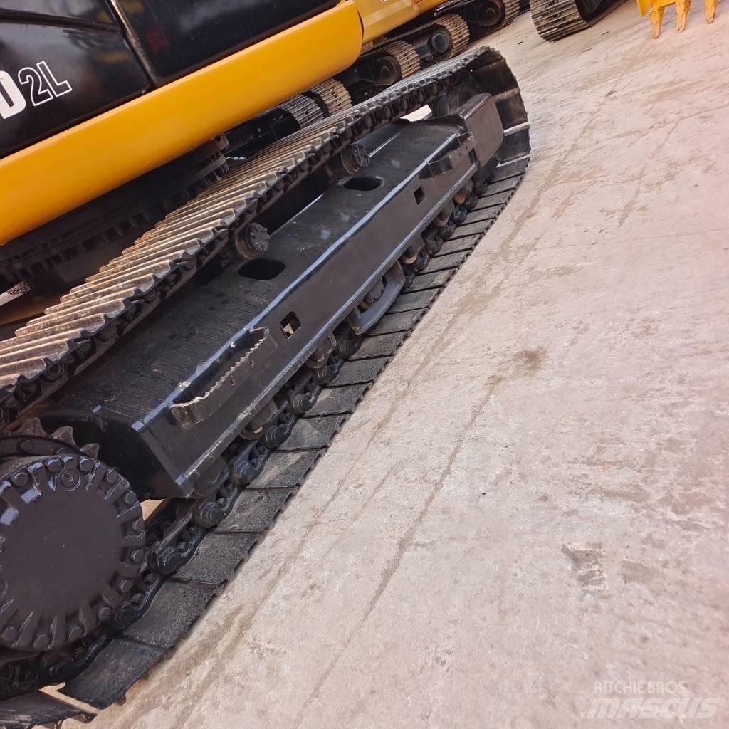 CAT 320DL Excavatoare pe șenile
