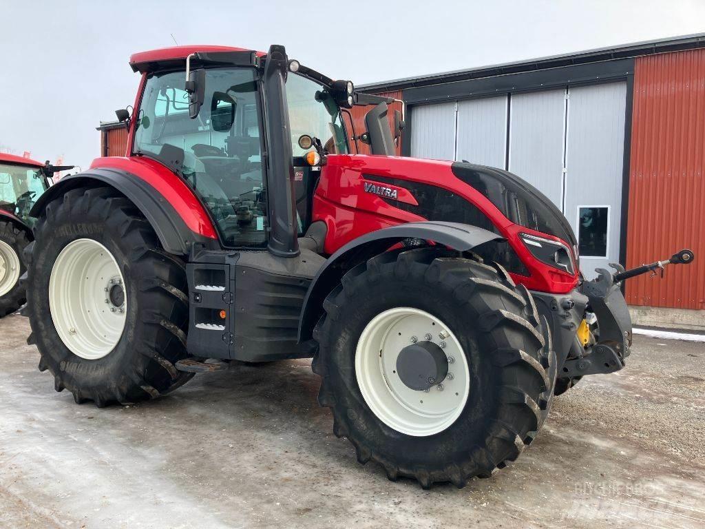 Valtra T234D Tractoare