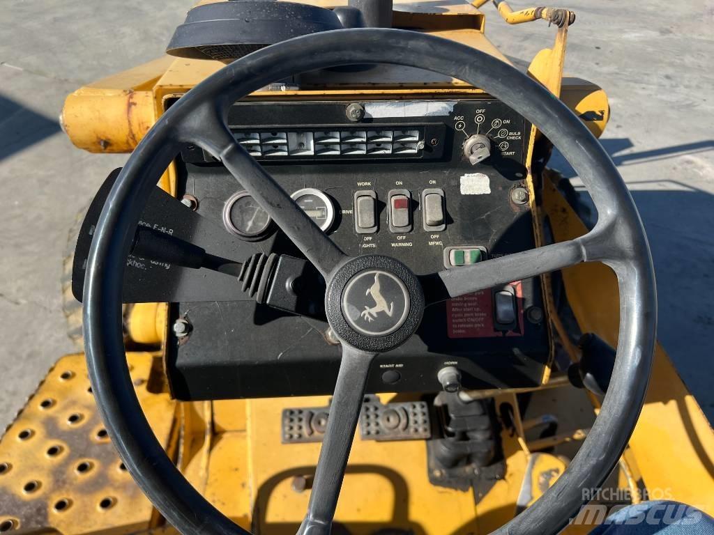 John Deere 210 LE Încarcatoare frontale