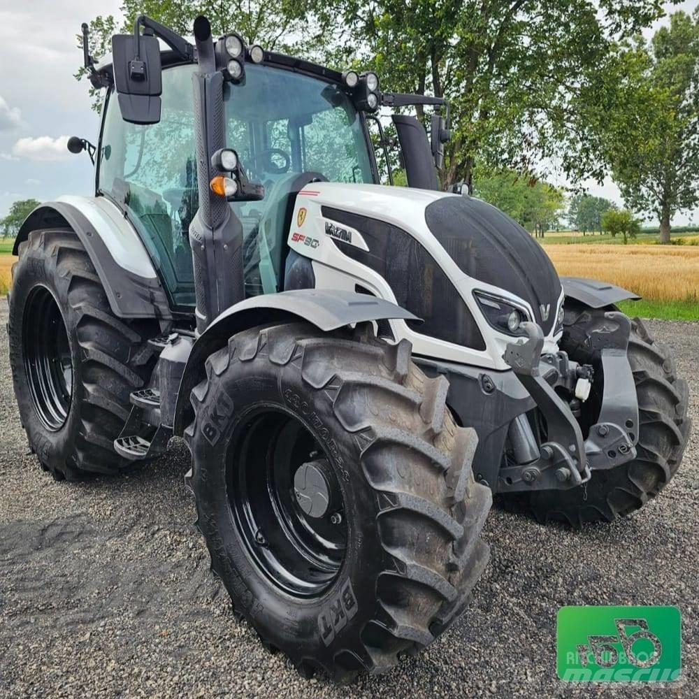 Valtra N174 Tractoare