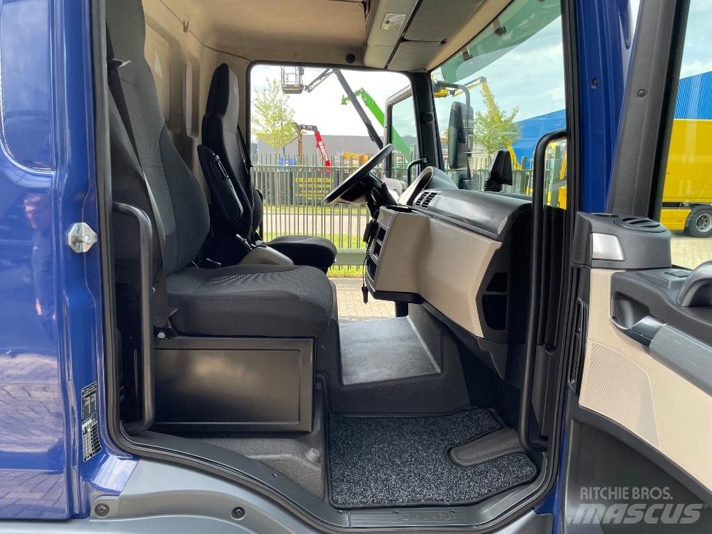 MAN TGL 7.190 Camion cu prelata