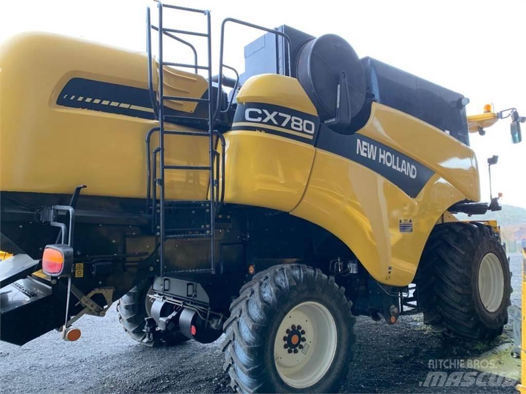 New Holland CX780 Combine de secerat