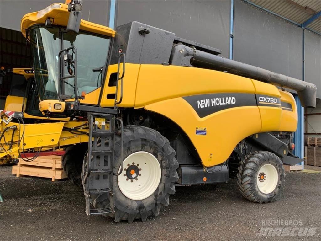 New Holland CX780 Combine de secerat