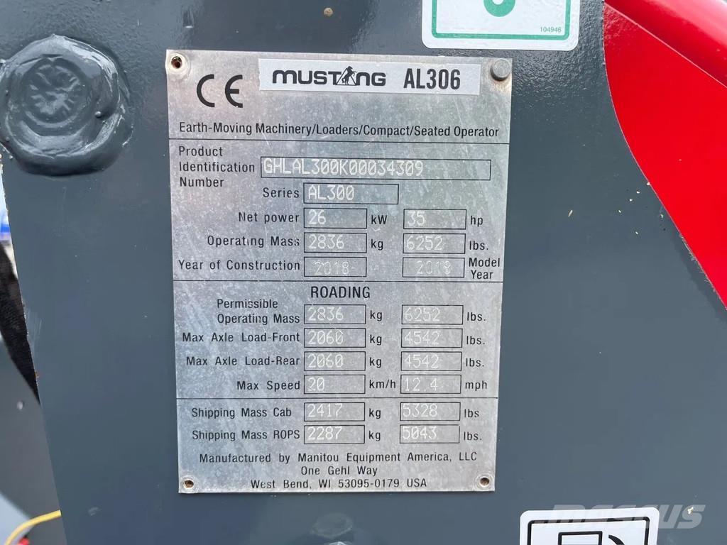 Mustang AL306 buldozere pe roti