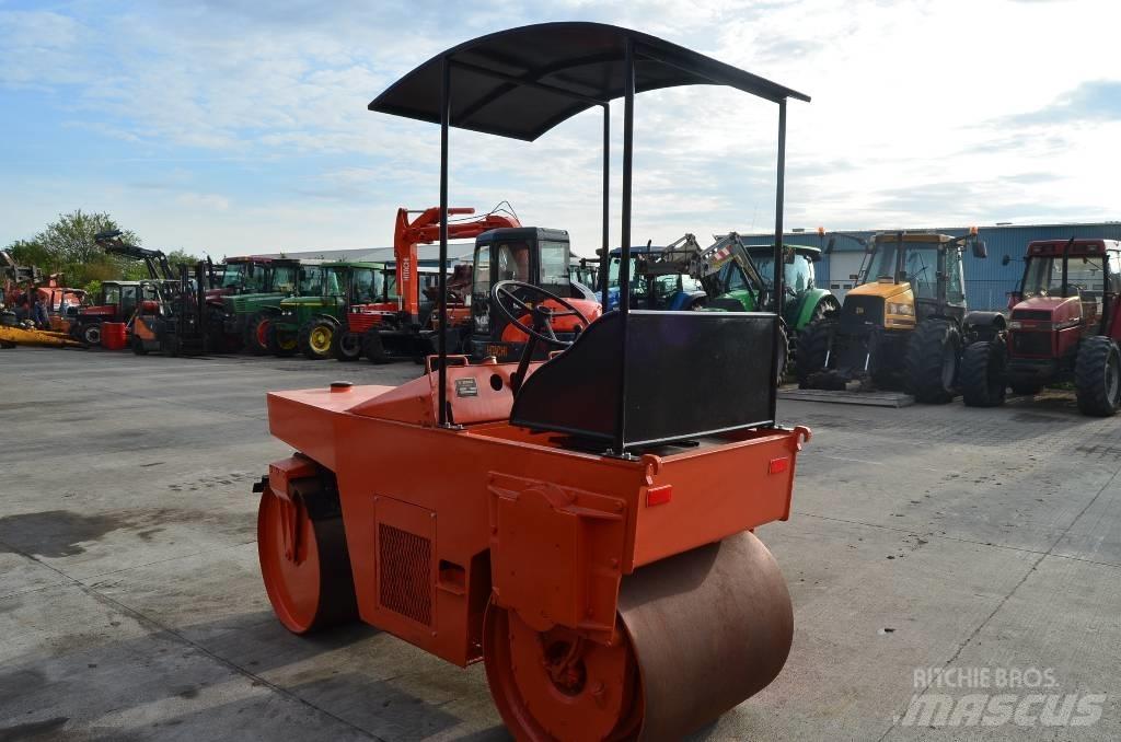 Bomag BW 90 Cilindri compactori dubli
