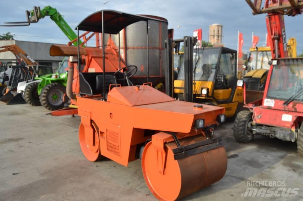 Bomag BW 90 Cilindri compactori dubli