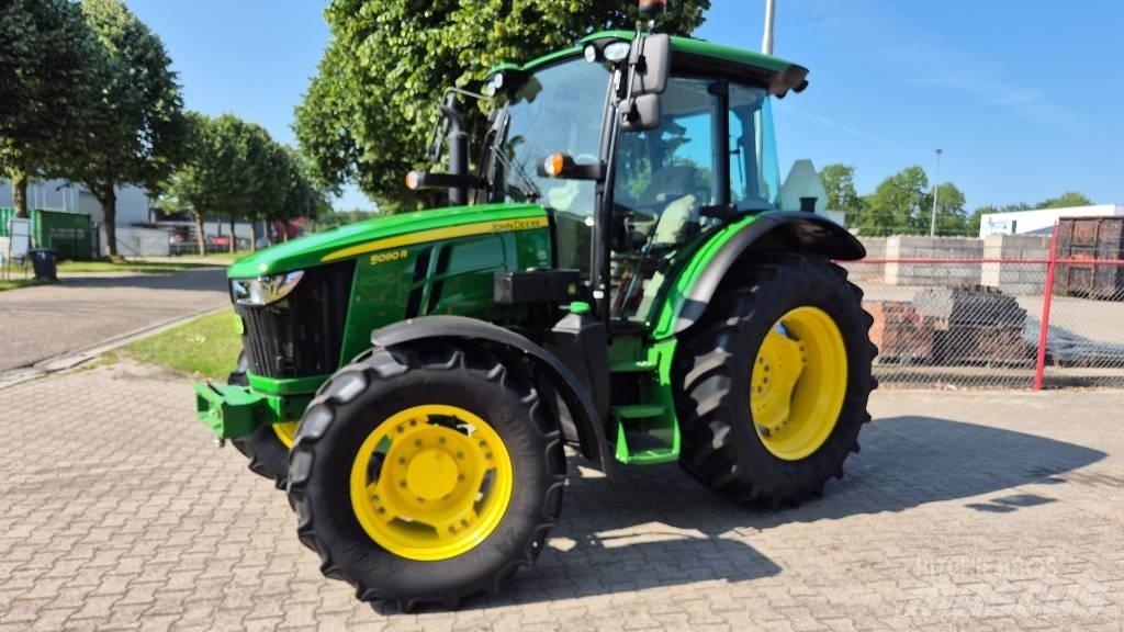 John Deere 5090 R Tractoare