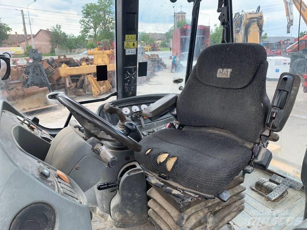 CAT 442 D Buldoexcavatoare