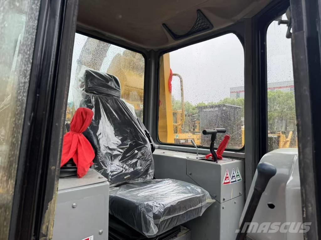 CAT D 7 G Buldozere pe senile