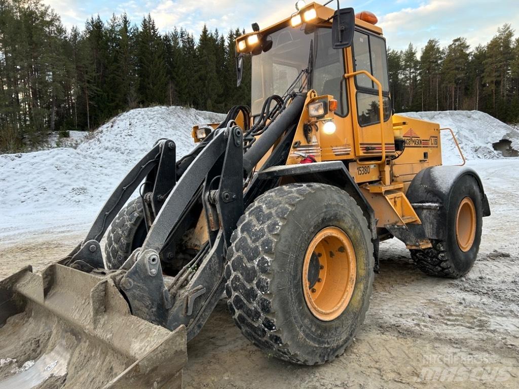 Ljungby L 15 Incarcator pe pneuri