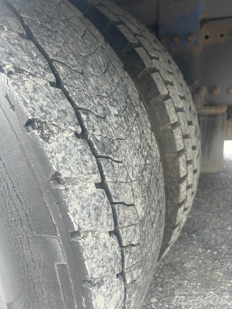 Volvo FM 11 330 Camion cabina sasiu
