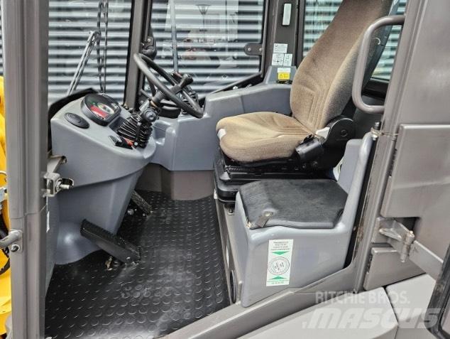 Mecalac AX 850 Incarcator pe pneuri