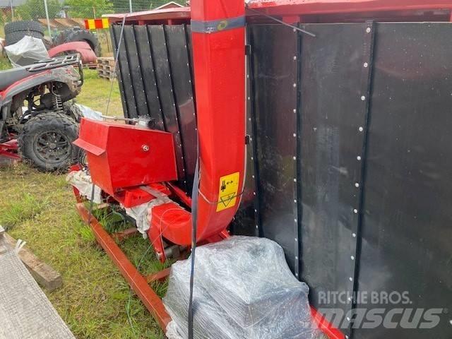 Vicon BX Matta 3,0M Cositoare de iarba cu umidificator