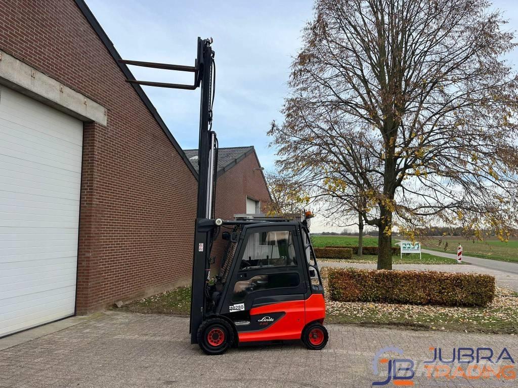 Linde E25-01 Stivuitor electric