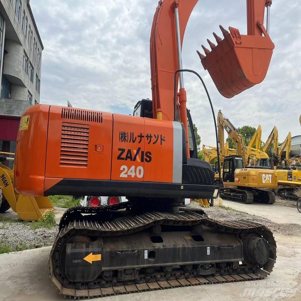 Hitachi ZX 240 Excavatoare pe șenile
