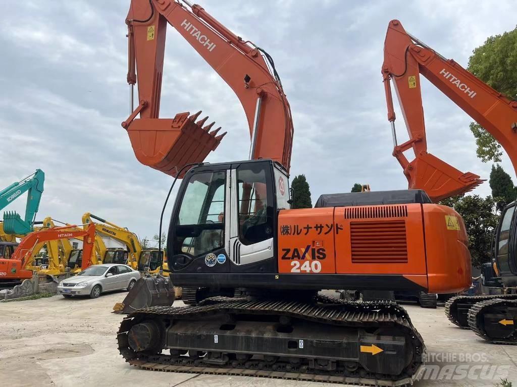 Hitachi ZX 240 Excavatoare pe șenile
