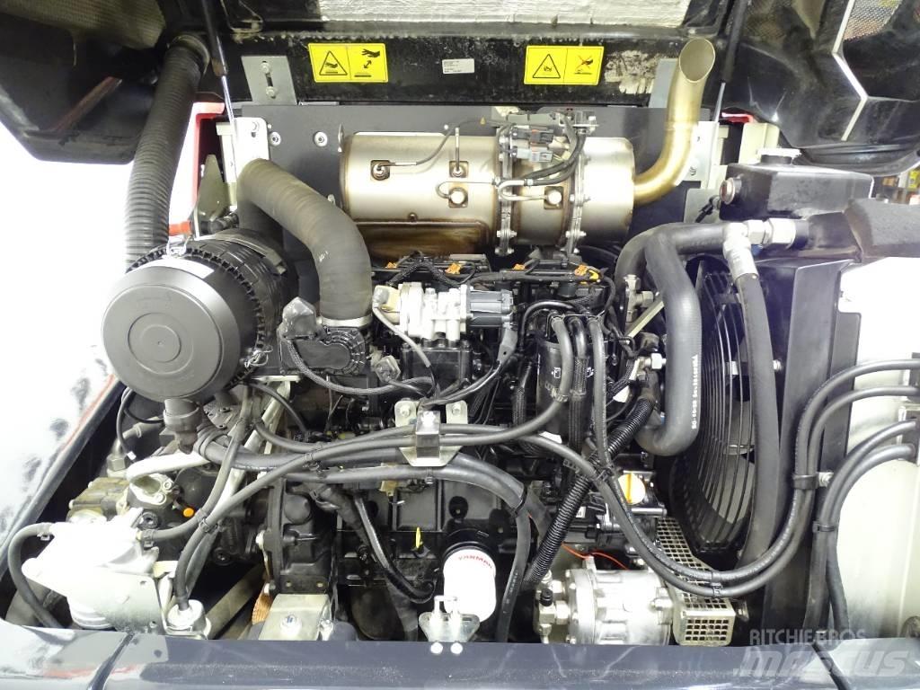 Yanmar V80-5 Incarcator pe pneuri