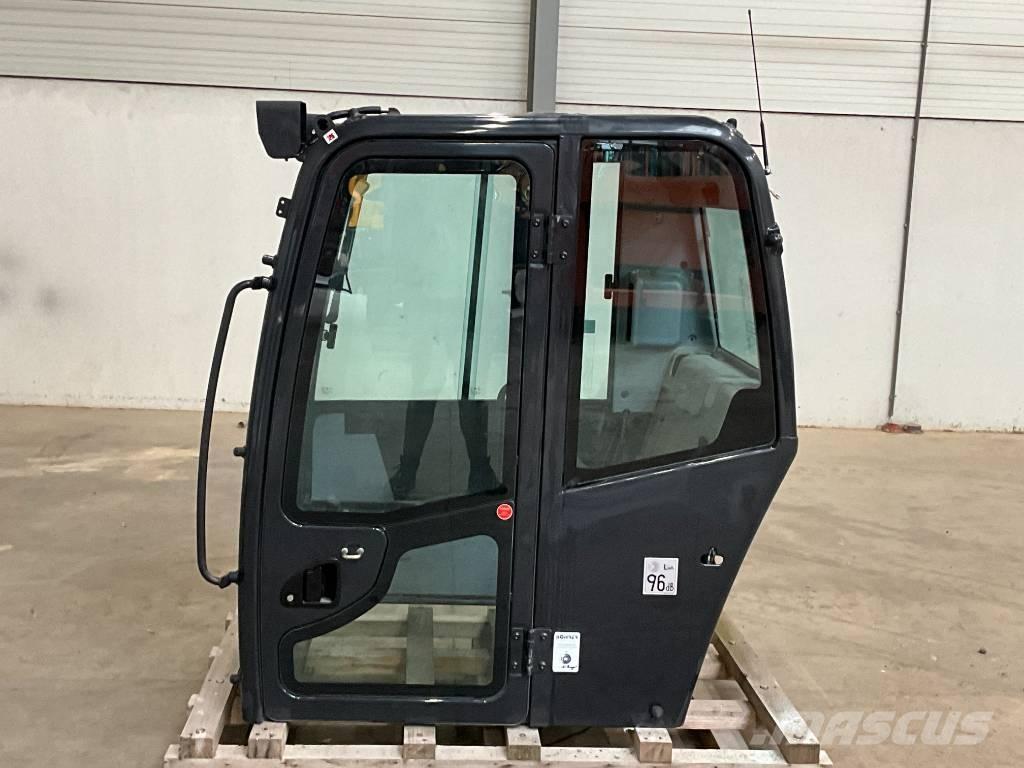 Kubota KX 080-4 A 2 Cabine si interior