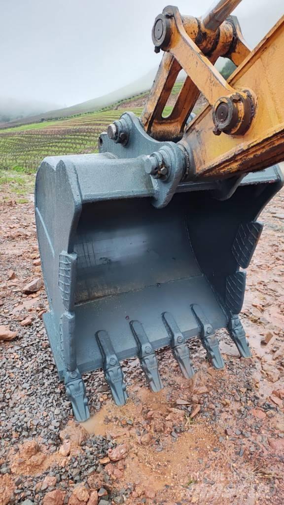 CASE CX220C Excavatoare pe șenile
