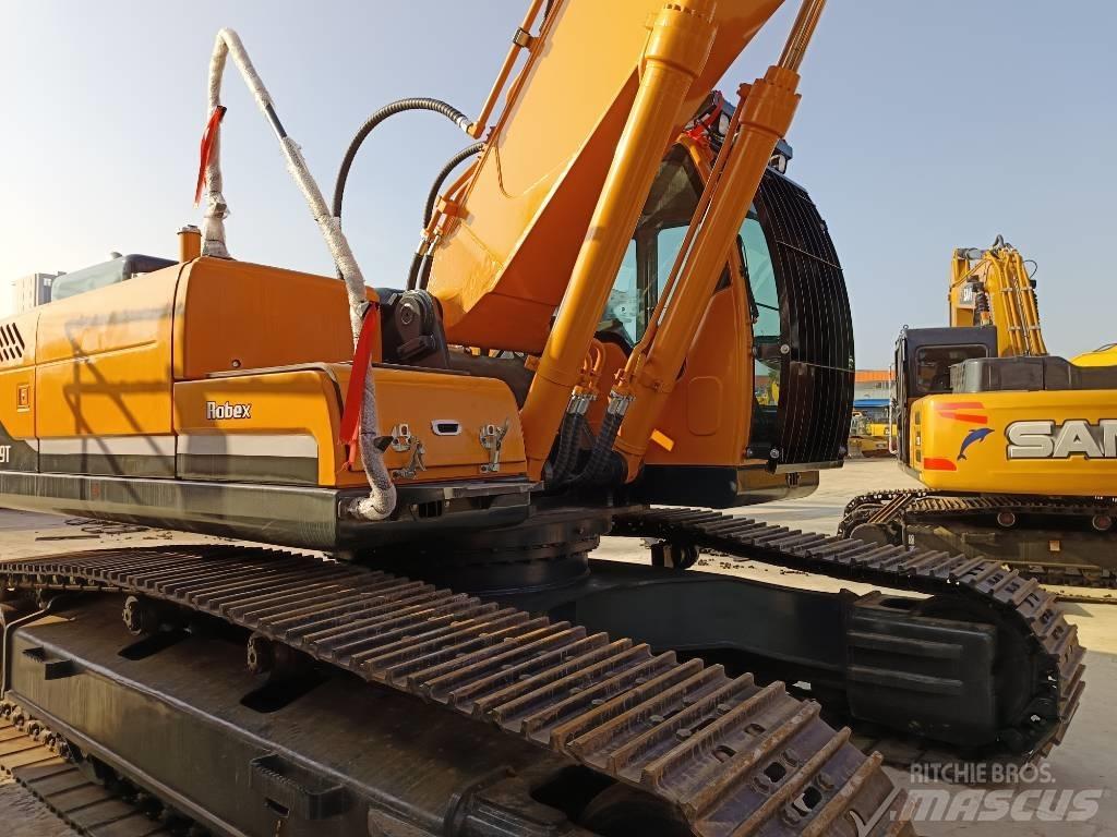 Hyundai 305 LC-9T Excavatoare pe șenile
