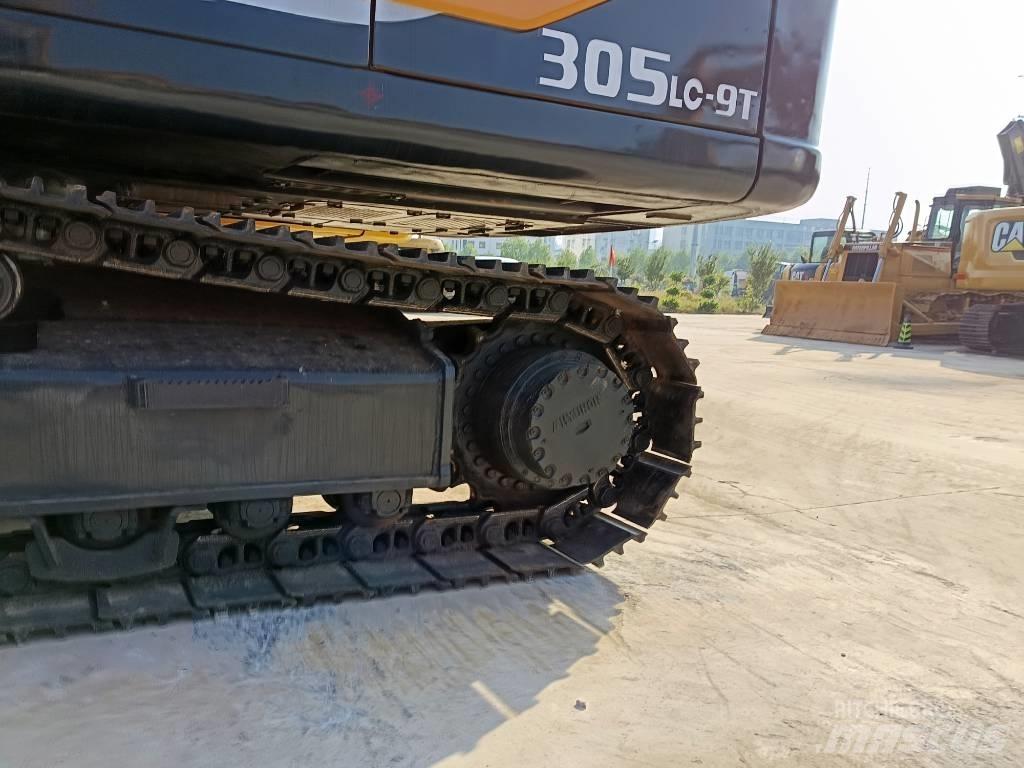 Hyundai 305 LC-9T Excavatoare pe șenile
