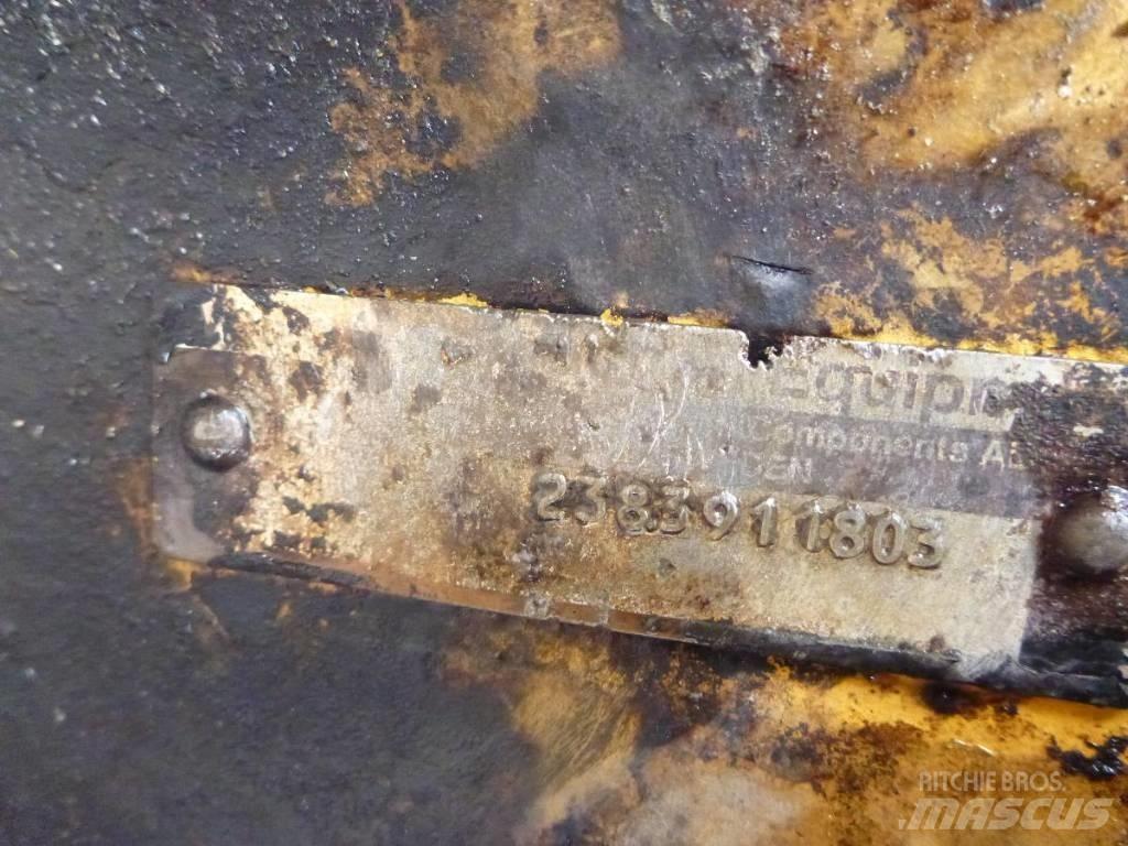 Volvo L 180 C Axe