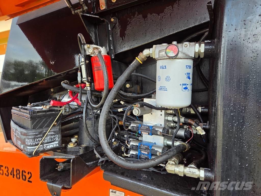 JLG 660 SJ Nacele cu brat telescopic