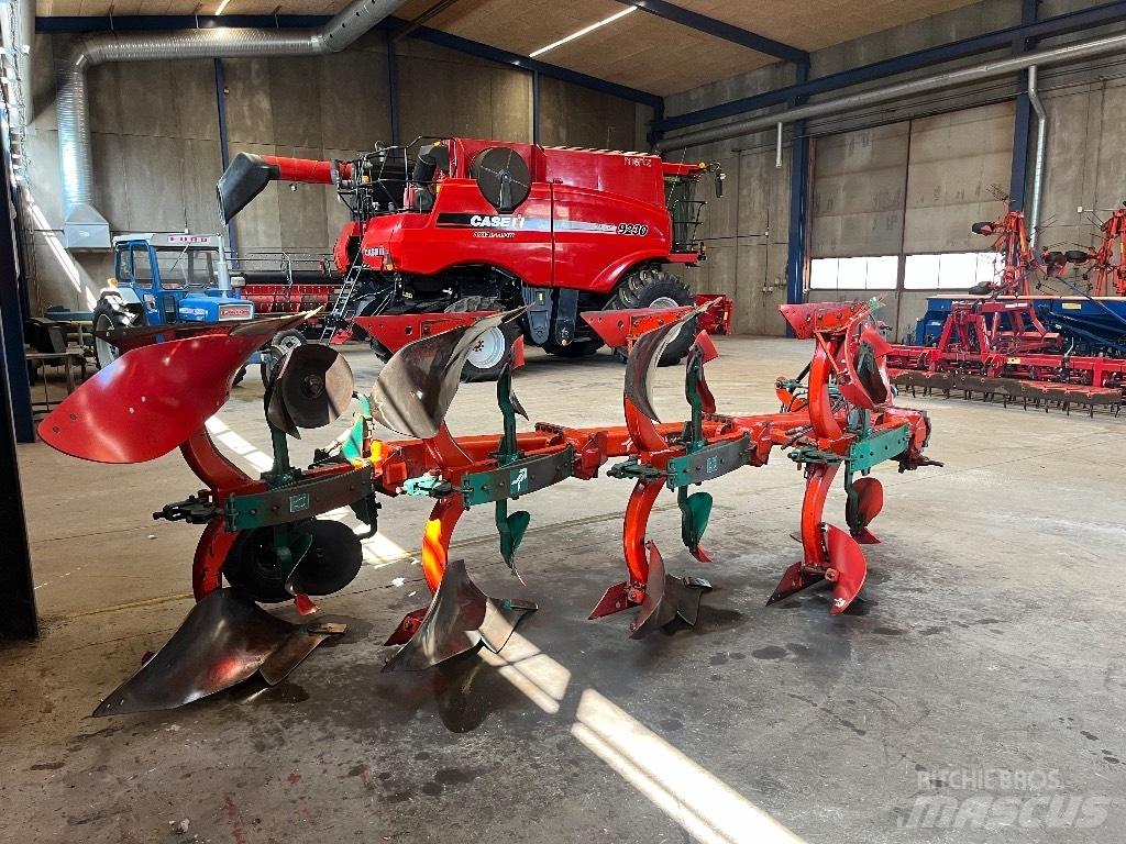 Kverneland F 160 Pluguri reversibile
