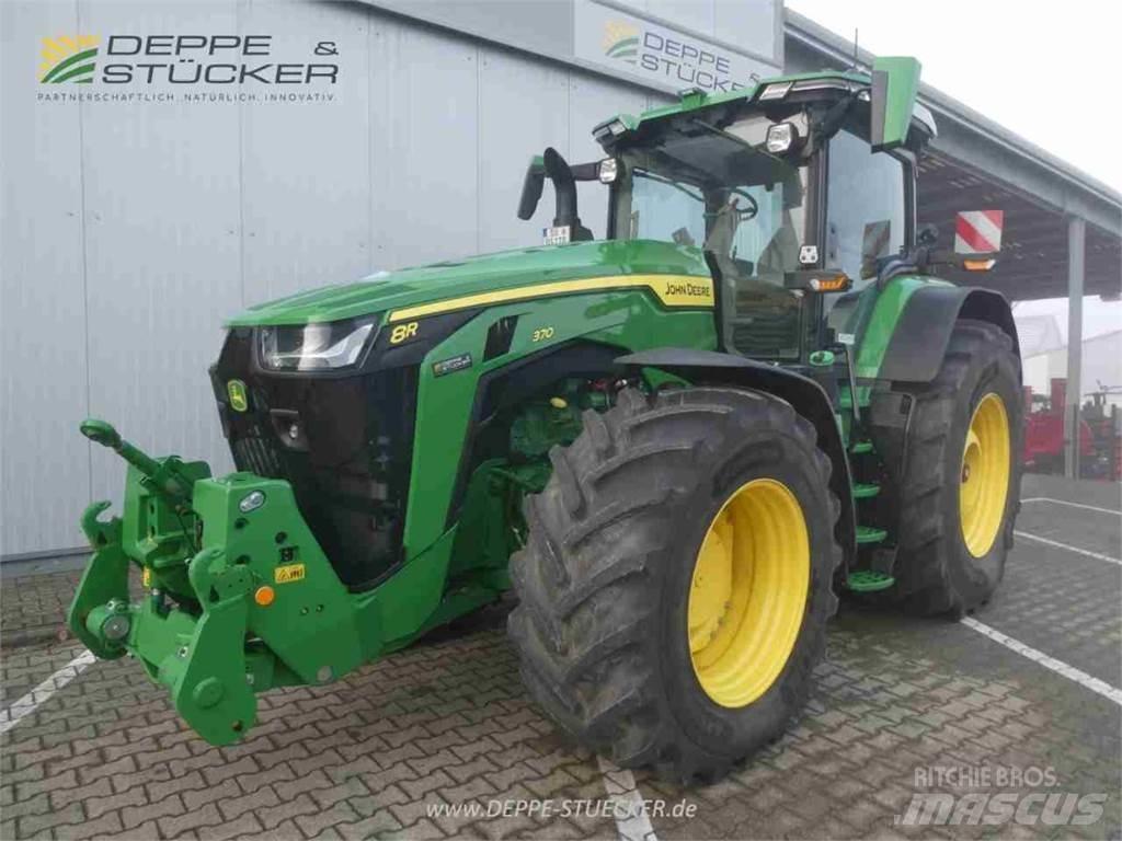 John Deere 8R 370 Tractoare