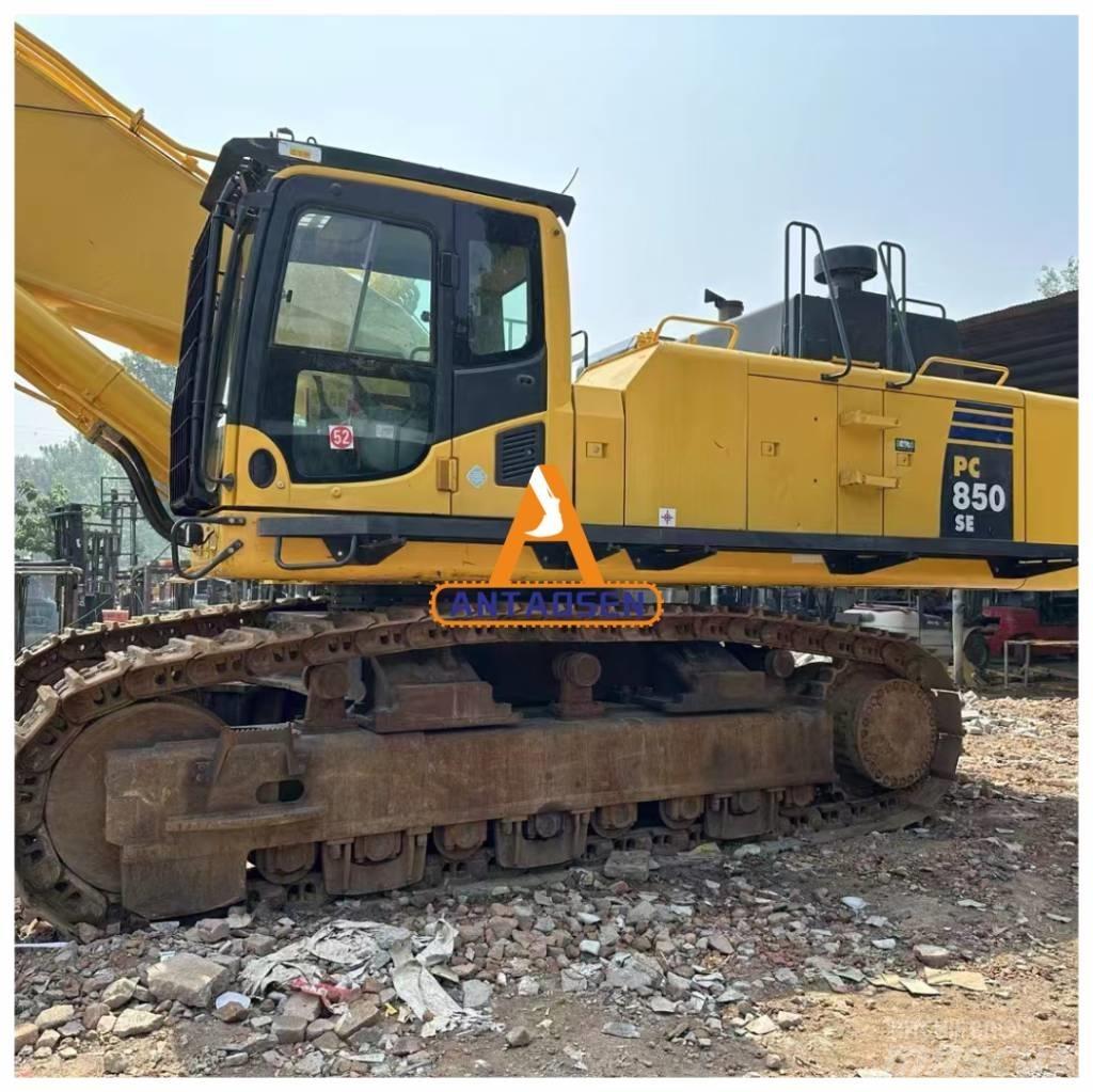 Komatsu PC 850SE Excavator amfibiu