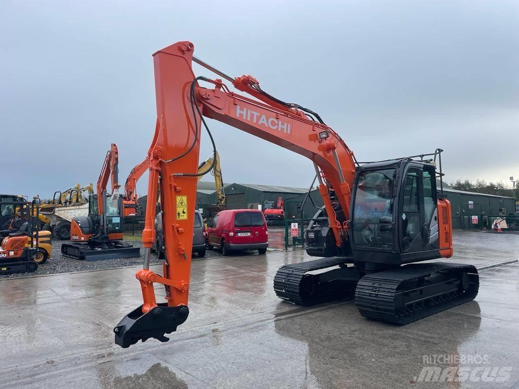 Hitachi ZX 135 US-6 Excavatoare pe șenile
