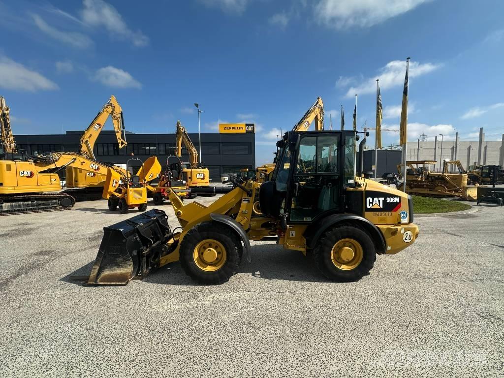 CAT 906 M Incarcator pe pneuri