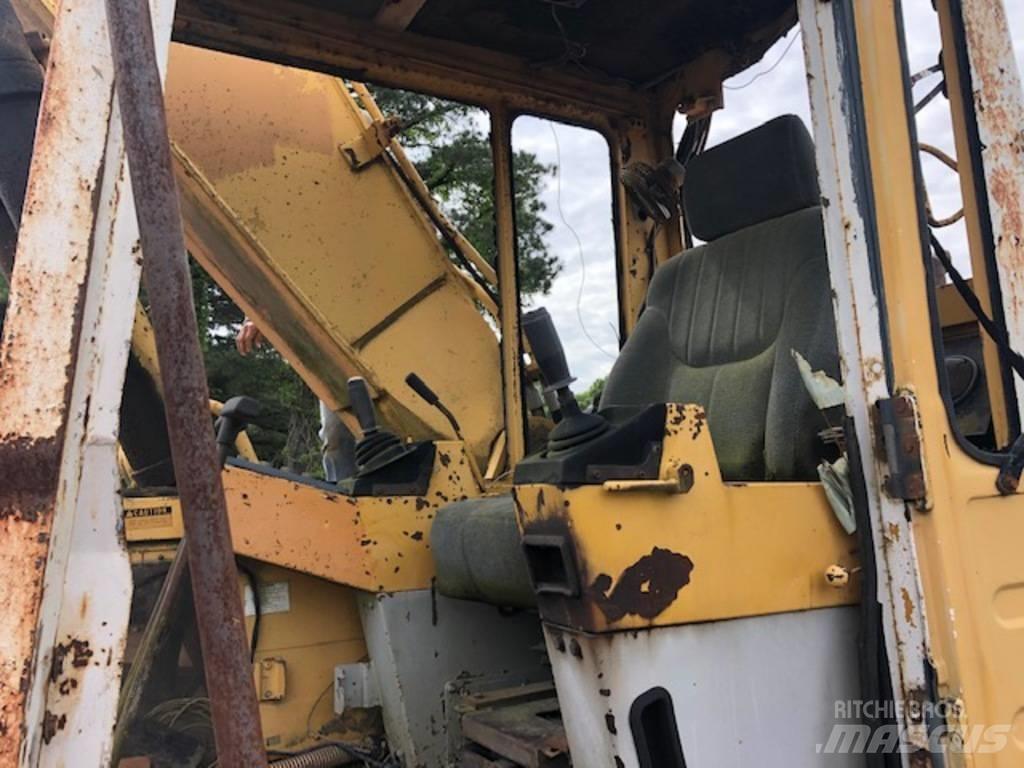 Komatsu PC 200 LC-3 Excavatoare pe șenile

