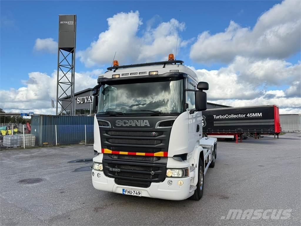 Scania R 520 6X2 Camion cu carlig de ridicare
