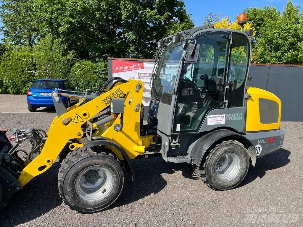 Wacker Neuson WL 32 Incarcator pe pneuri