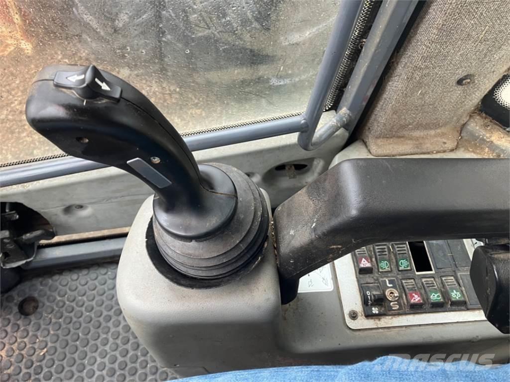 Schaeff SKL 824 Incarcator pe pneuri